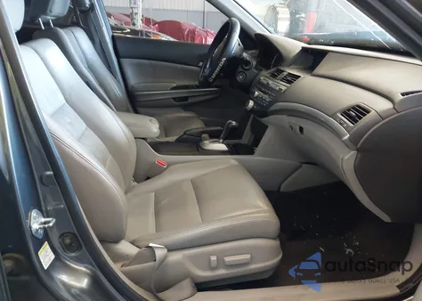 2010 Honda Accord 3.5 Ex-L z USA, uszkodzony, nr VIN 1HGCP3F87AA001635